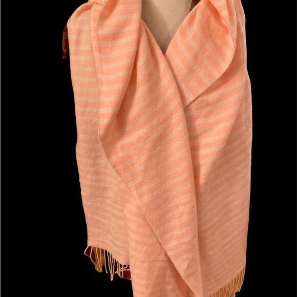 Gap Light Peach Soft Fringe Scarf - Picture 2 of 7